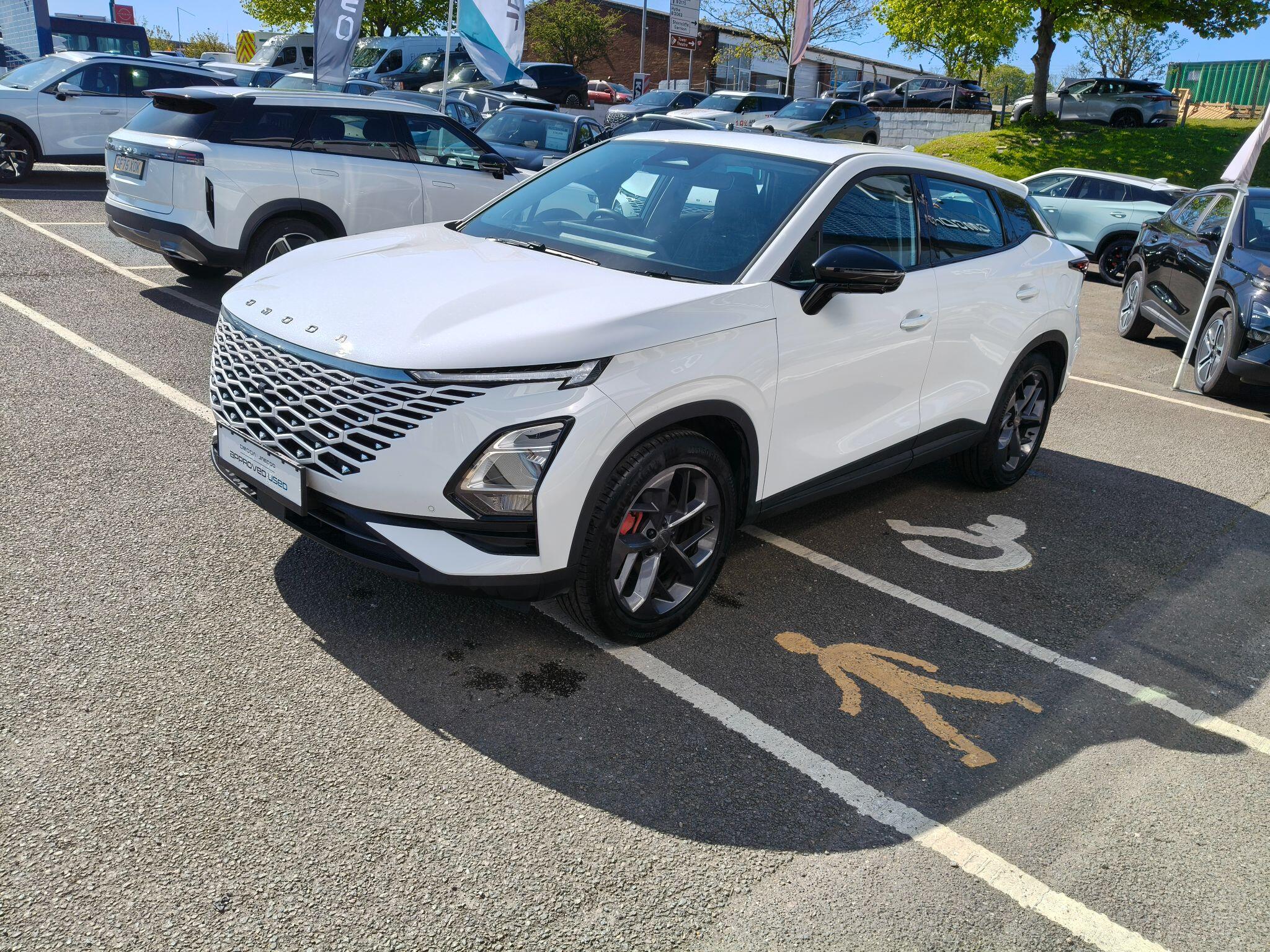 Large vehicle image